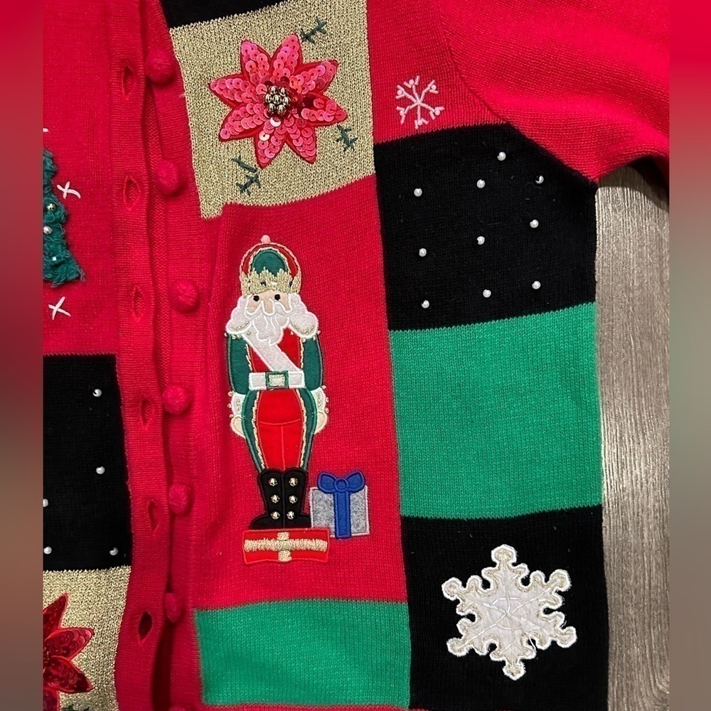 KB Womens Large Cardigan Ugly Sweater Christmas Tree Nutcracker Poinsettia VTG - Picture 8 of 9